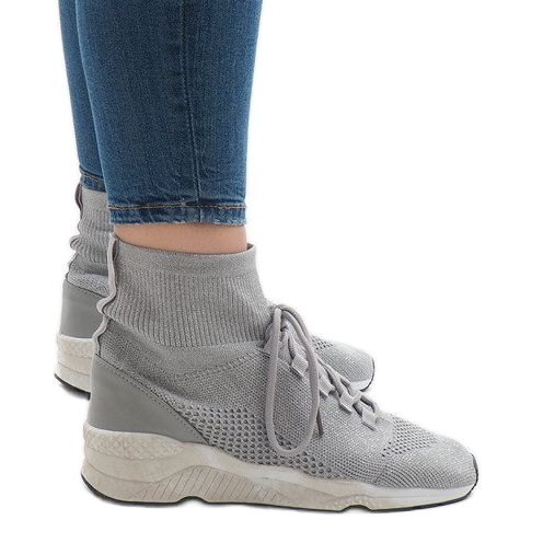 Baskets de sport grises 7S566 Baskets de sport grises 7S566