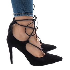 Escarpins noirs sur un talon 4524-1 le noir