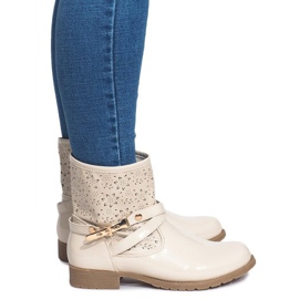 Boots Ajourées Galoches Laquées ZH650 Beige