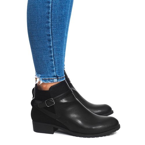 Décoré avec des bottes noires LM-201 le noir