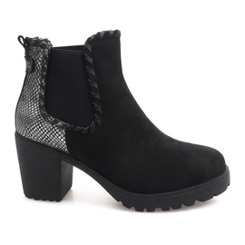 Bottes Chaudes Sur Un Poteau C308 Noir