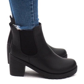 Bottes chaudes sur un talon DD5211-1 Noir le noir