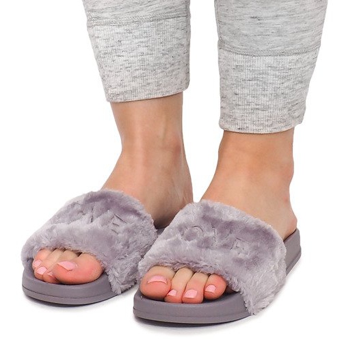 Chaussons Avec Fourrure Love HN02-9 Gris