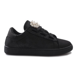 Baskets noires avec Black Pearl le noir