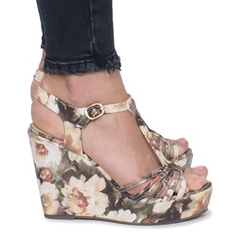 Sandales compensées beiges Espadrilles Fleurs beiges