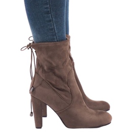 Bottines en daim kaki sur le poteau E4873 multicolore vert