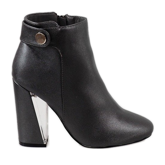 Bottes grises sur le poteau MJ1515 Bottes grises sur le poteau MJ1515