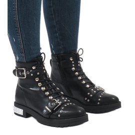 Bottes isolées noires à lacets Y8181 le noir Bottes isolées noires à lacets Y8181 le noir