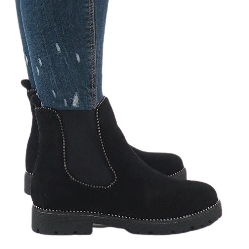 Bottes isolées noires A-192 le noir