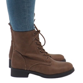 Bottes isolées à lacets kaki W122