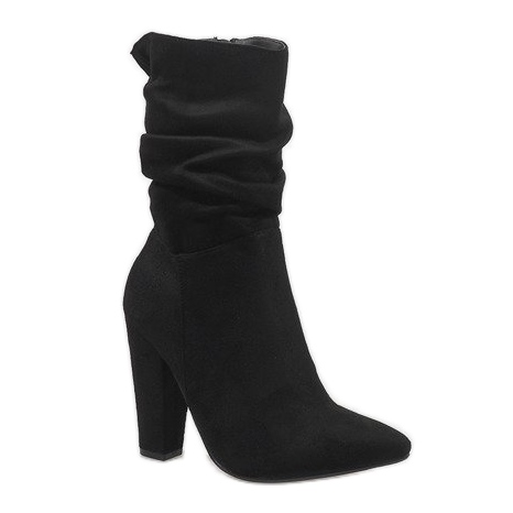 Bottines en daim noir sur le poteau 873-16 le noir
