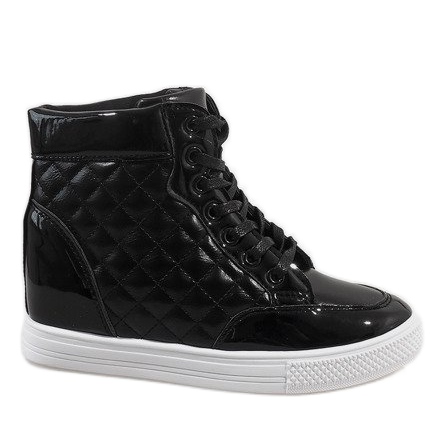 Baskets noires à semelle compensée matelassée DD478-1 le noir