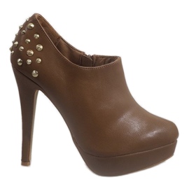 Bottines camel à clous 8860P brun