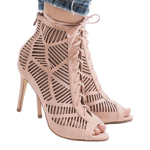 Bottes roses sur une épingle 1610-225