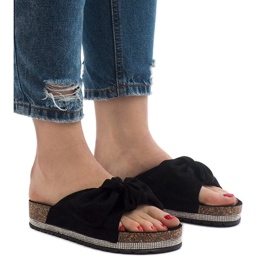 Chaussons noirs à nœud N-33