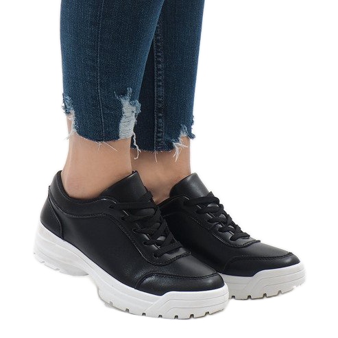 Chaussures de sport noires 6255 le noir