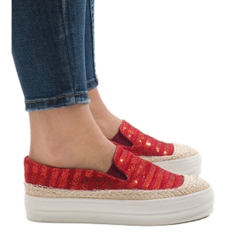 Espadrilles sneakers rouges sur la plateforme GH001 Espadrilles sneakers rouges sur la plateforme GH001