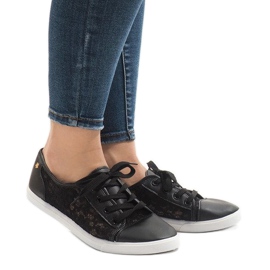 Baskets noires en dentelle JX05 le noir
