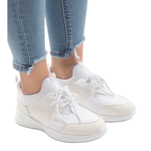 Chaussures de sport blanches BY-069