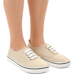 Baskets 7-4K913B beiges