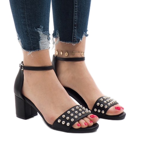 Sandales noires à talons 173-856 le noir Sandales noires à talons 173-856 le noir