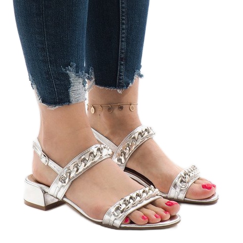 Sandales à talons argentées 77-15 gris Sandales à talons argentées 77-15 gris