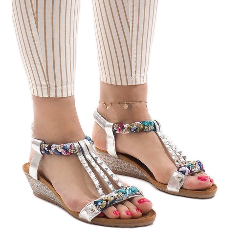 Sandales compensées argentées avec clous B132-6 gris multicolore