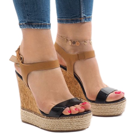 Sandales compensées noires laquées VB76063 brun le noir