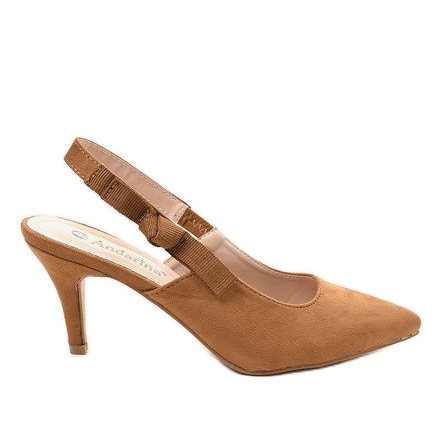 Escarpins marron sur un talon avec un élastique F013 brun