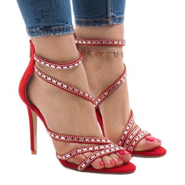 Sandales rouges sur talon haut 9081-9