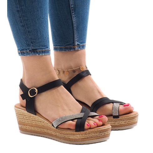Sandales noires sur la plateforme WS8816 le noir