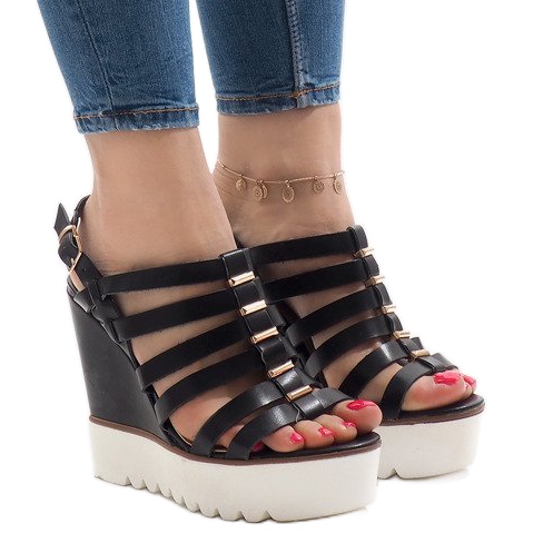 Sandales noires sur la plateforme MC-12 le noir Sandales noires sur la plateforme MC-12 le noir