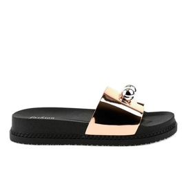 Chaussons roses à boules 1819 Chaussons roses à boules 1819