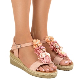 Sandales compensées roses à fleurs 218-168