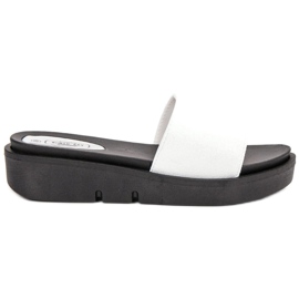 SHELOVET Sandales compensées blanc