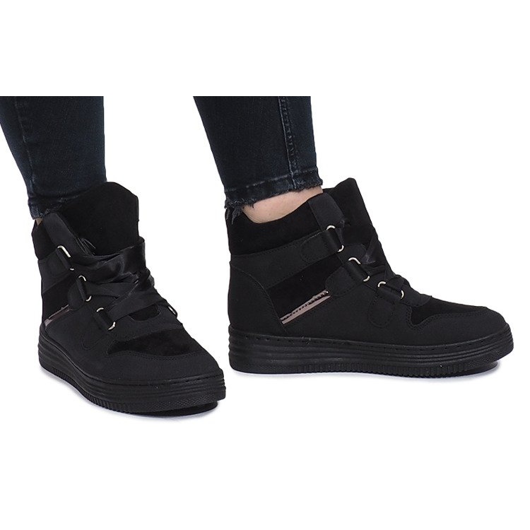 Baskets noires de Paule le noir