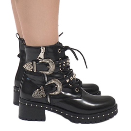 Bottines noires à lacets unies A-41 le noir