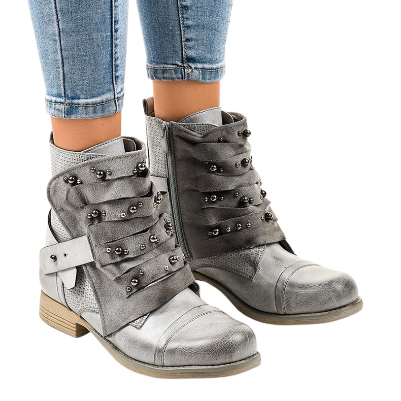 Boots femme grises ornées d'une fermeture éclair F1611