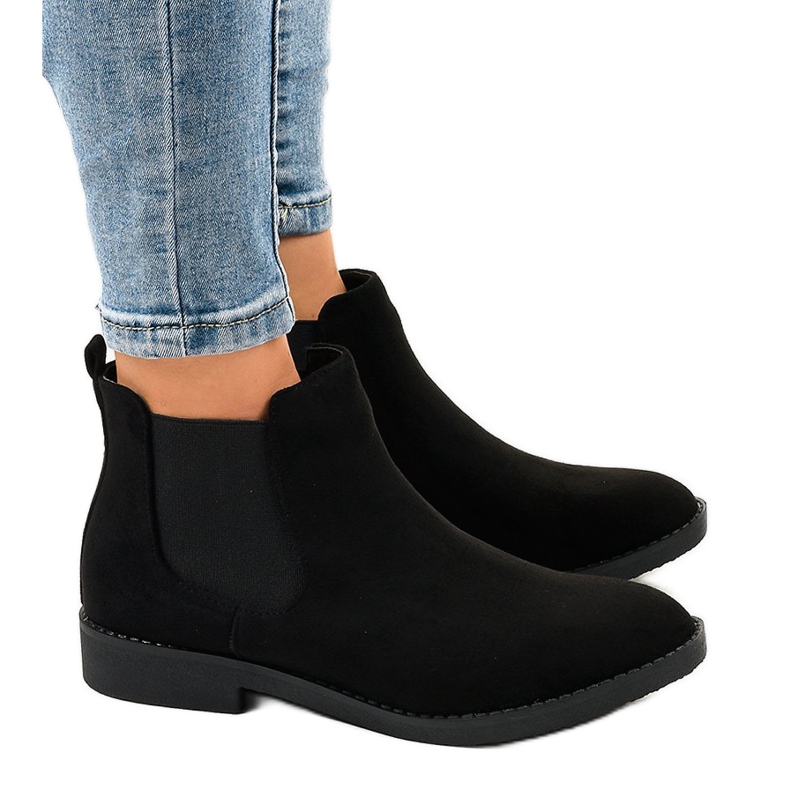 Bottines plates en daim noir avec un élastique L08-155 le noir
