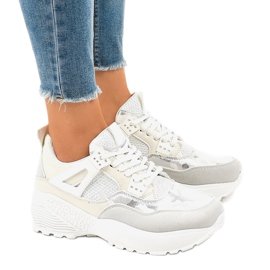 Chaussures de sport blanches à la mode pour femmes C2 Chaussures de sport blanches à la mode pour femmes C2