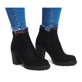 Bottes Sur Un Poteau BG-76 Noir le noir