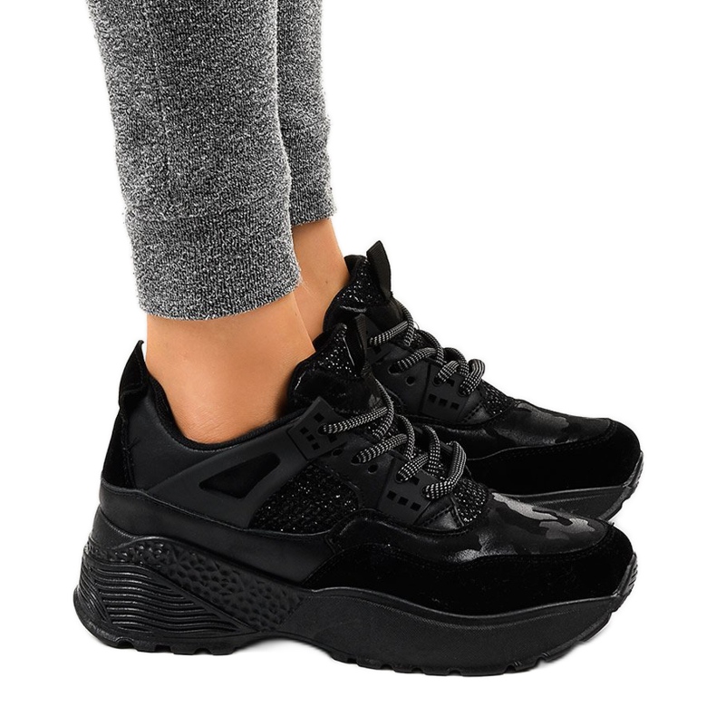 Chaussures de sport C2 pour femmes noires à la mode le noir