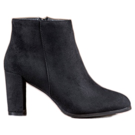 Abloom Bottines en daim sur un bar noir