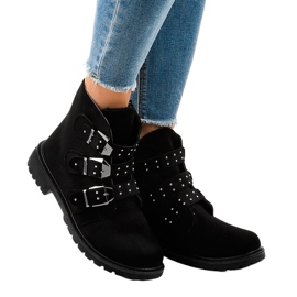 Bottines plates en daim noir avec boucles TL95-1