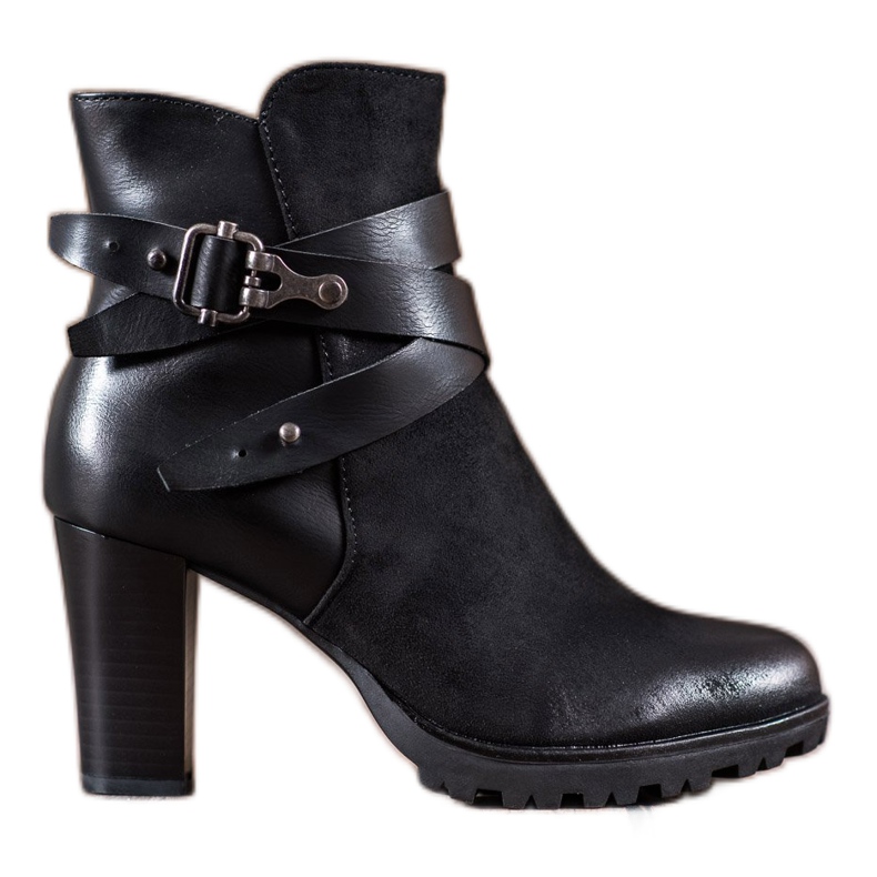 Super Mode Bottes classiques sur un poteau le noir