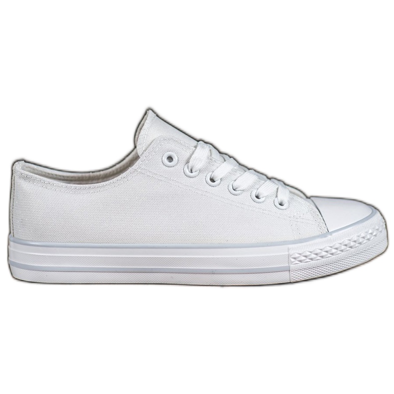 SHELOVET Des baskettes blanches SHELOVET Des baskettes blanches