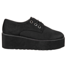SHELOVET Chaussures en daim sur la plateforme le noir