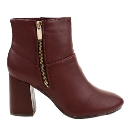 Bottes marron sur le poteau avec une fermeture éclair 7755N rouge Bottes marron sur le poteau avec une fermeture éclair 7755N rouge