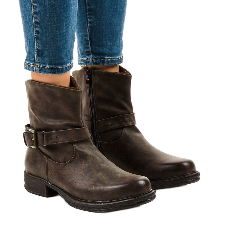 Bottes isolées marron 5922 brun