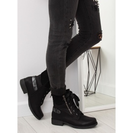 Bottes noires à lacets noires 17103-2 Qualité Black II